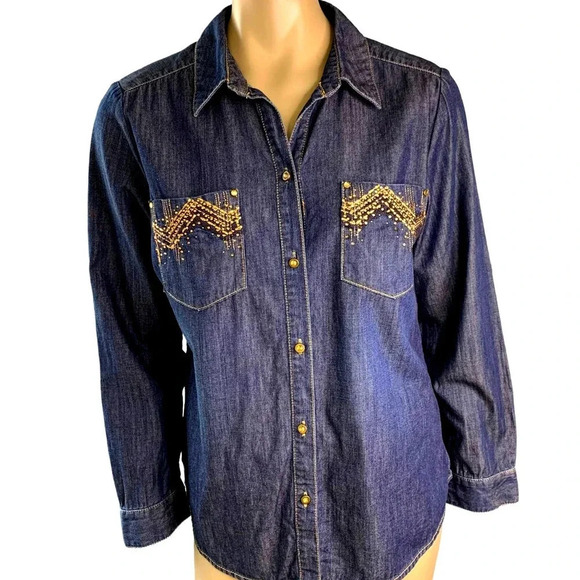 Chico's Denim Embellish Button Down Shirt Women Size M Blue Chambray Long Sleeve - Picture 1 of 16